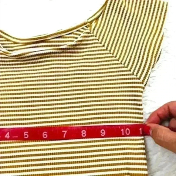 O’Neill Mustard Yellow & White Pinstripe Off Shoulder Ribbed Cropped Top Size L - Picture 12 of 12
